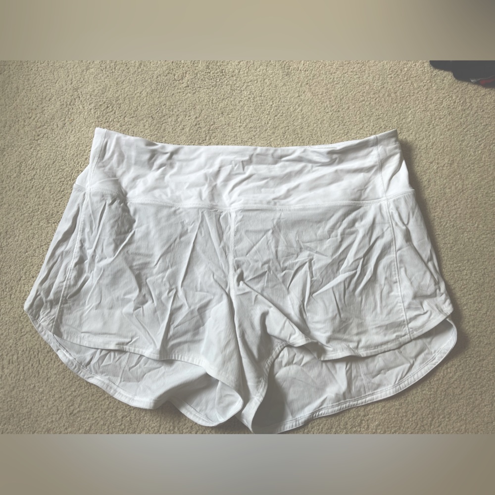 Lululemon Speed Up High Rise Short 4’’ Size 16